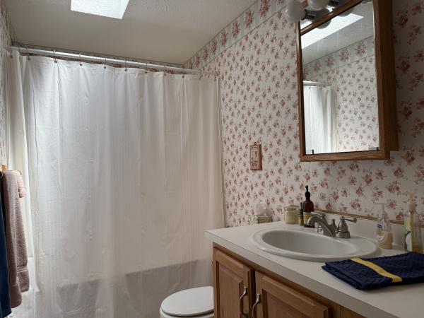 1997 Rochester 3929 Mobile Home