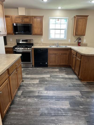 Photo 3 of 5 of home located at 6228 Lake Drive Site #325 Ypsilanti, MI 48197