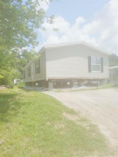 Mobile Home at 237 Sweetbriar Drive Lot 20237 Batavia, OH 45103