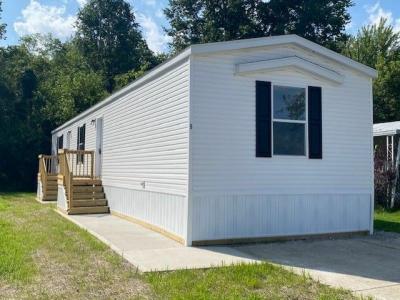 Mobile Home at 9 Sulphur Springs Drive Lot 20009 Batavia, OH 45103