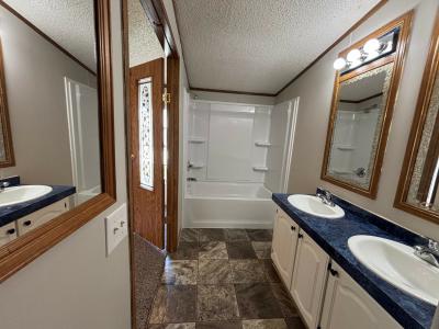 Photo 4 of 13 of home located at 172 Debaar Dr Kentwood, MI 49548