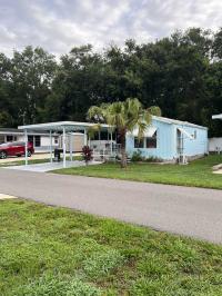 1990 Skyline Park Model Mobile Home