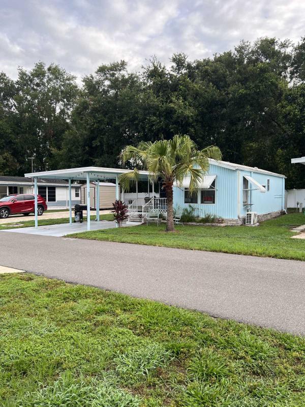 1990 Skyline Park Model Mobile Home