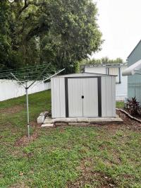1990 Skyline Park Model Mobile Home