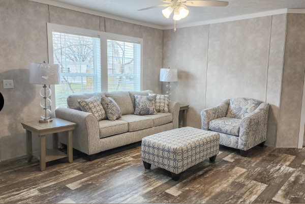 Photo 1 of 2 of home located at 4809 W Windsor Rd., #B07 Champaign, IL 61822