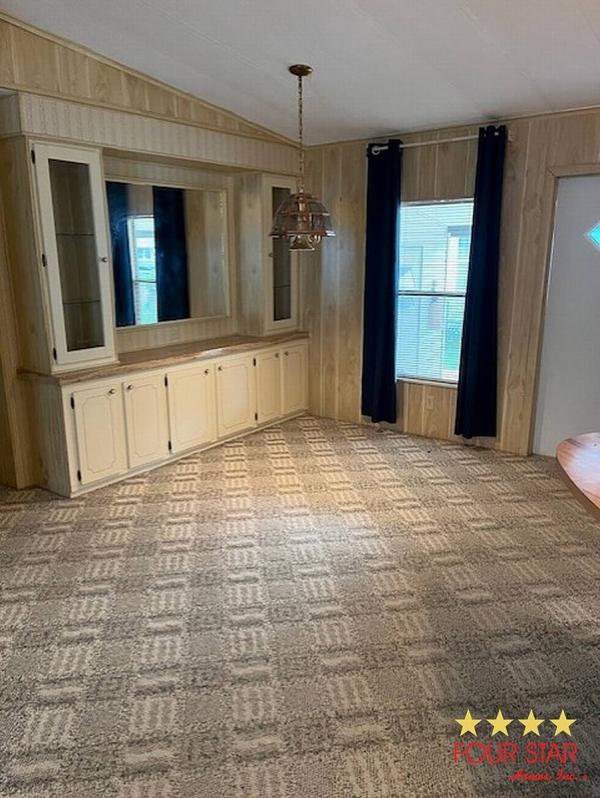 1983 BARRINGTON  Home