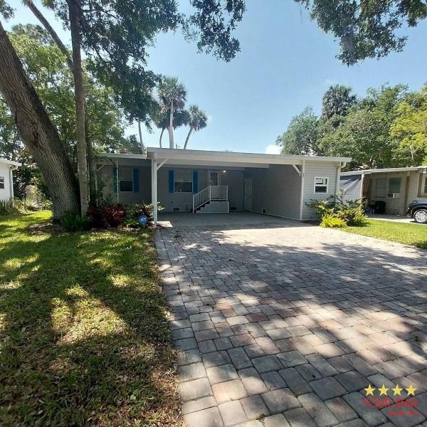 Photo 1 of 2 of home located at 15 Royal Palm Cir Port Orange, FL 32127
