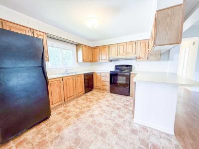 Photo 2 of 15 of home located at 252 N Pond Dr Mount Laurel, NJ 08054