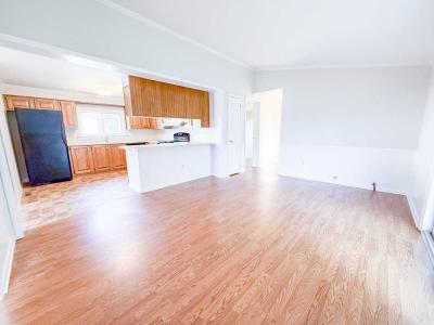 Photo 3 of 15 of home located at 252 N Pond Dr Mount Laurel, NJ 08054