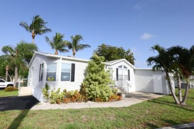 Photo 2 of 17 of home located at 2401 NW 20th Ave. Lot 440 Boynton Beach, FL 33436