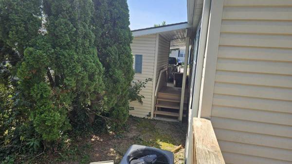 1991 Champion Manufactured Home