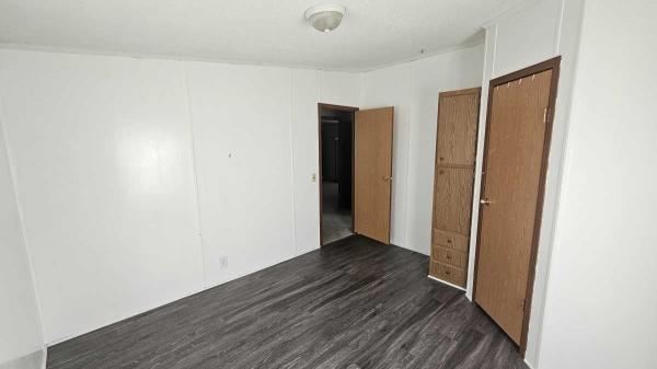 1991 Champion Manufactured Home