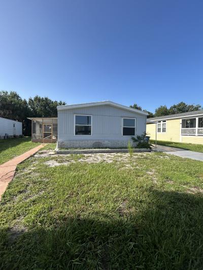 Photo 6 of 14 of home located at 8806 Nautilus Drive Tampa, FL 33635
