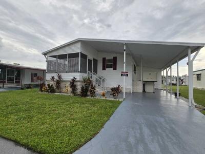 Mobile Home at 5807 Pinecrest Dr New Port Richey, FL 34653