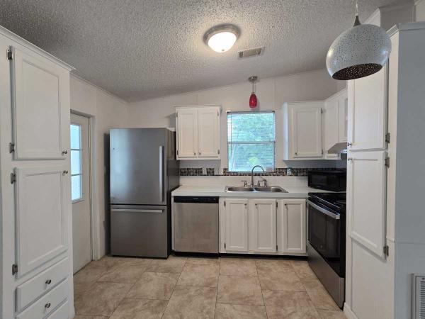 1992 Palm Harbor Mobile Home