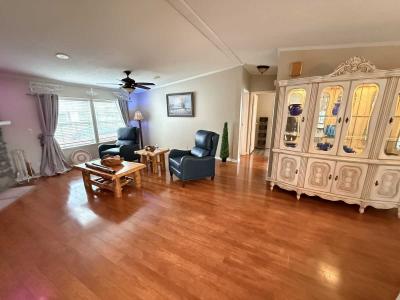 Photo 2 of 24 of home located at 69 Petunia Cir. Matteson, IL 60443