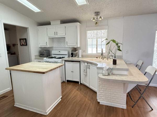 1996 FLEETWOOD SUNPOINTE Mobile Home