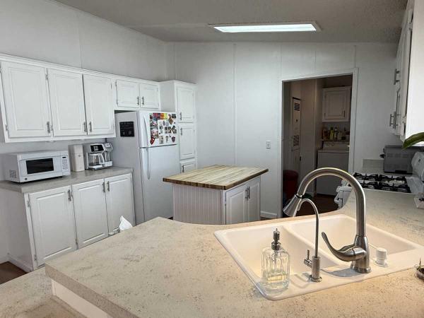 1996 FLEETWOOD SUNPOINTE Mobile Home