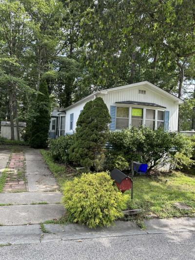 Photo 4 of 23 of home located at 5 Periwinkle Place Jackson, NJ 08527