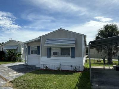 Photo 2 of 13 of home located at 1 Avocado Lane Lot 20 Eustis, FL 32726