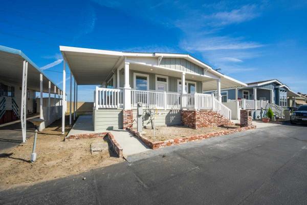 2024 Clayton HRR-2852-3D Manufactured Home