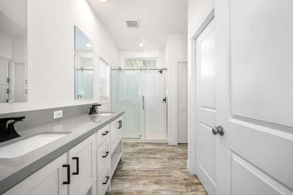 2024 Clayton HRR-2852-3D Manufactured Home
