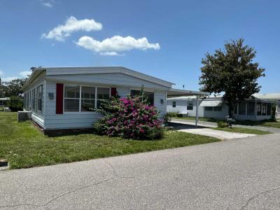 Photo 2 of 26 of home located at 129 Lakeview Dr Leesburg, FL 34788