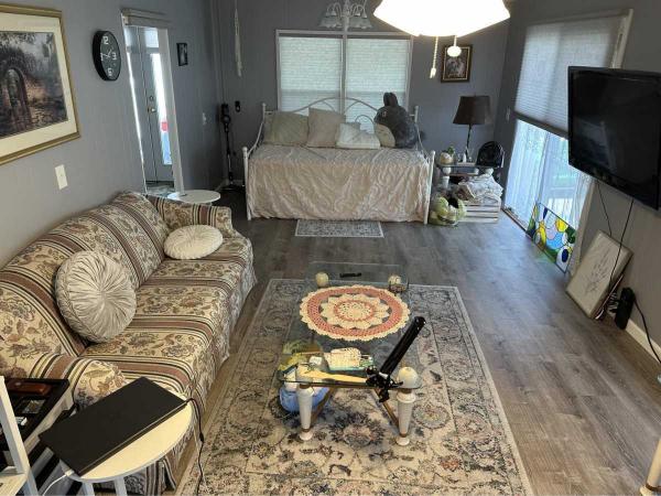 1975 Fleetwood Barrington Mobile Home