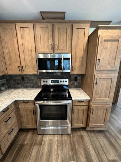 Photo 5 of 64 of home located at 11720 Thousand Trails Dr. #175 Willis, TX 77318