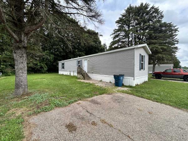 2018 Champion Sprucewood Manufactured Home