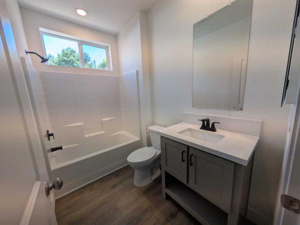 2025 Clayton HRR28523D Manufactured Home