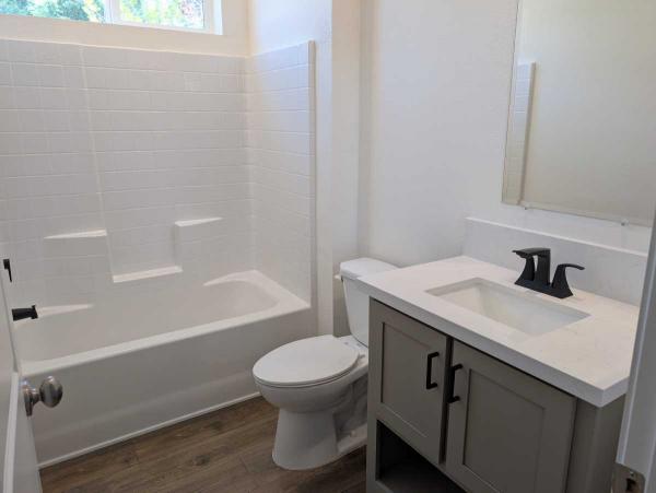 2025 Clayton HRR28523D Manufactured Home