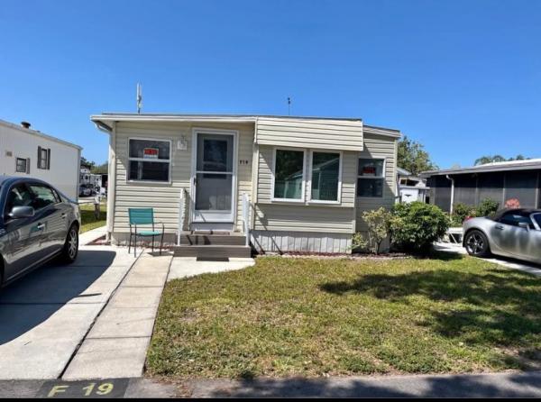 Photo 1 of 2 of home located at 9303 Bayshore Road Lot F-19 Palmetto, FL 34221