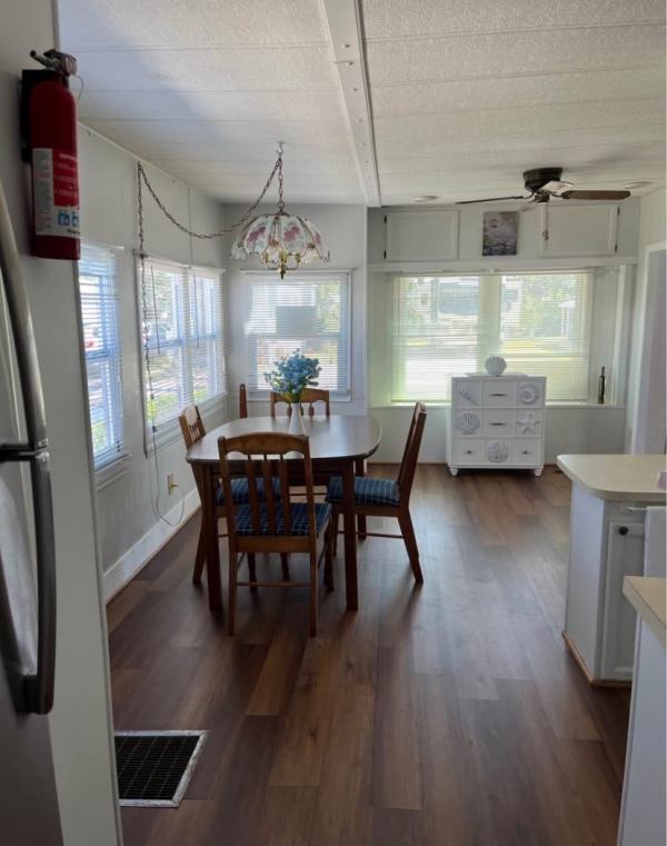 1984 Mobile Home