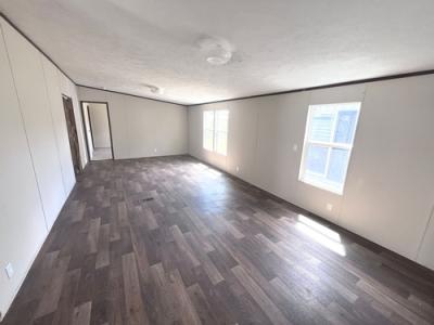 Photo 4 of 12 of home located at 16071 Old Greensboro Road Moundville, AL 35474