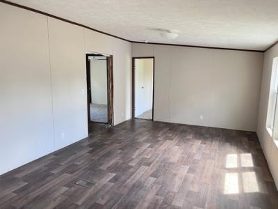 Photo 5 of 12 of home located at 16071 Old Greensboro Road Moundville, AL 35474