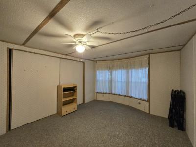 Photo 5 of 19 of home located at 1023 Dogwood Cir. Wildwood, FL 34785