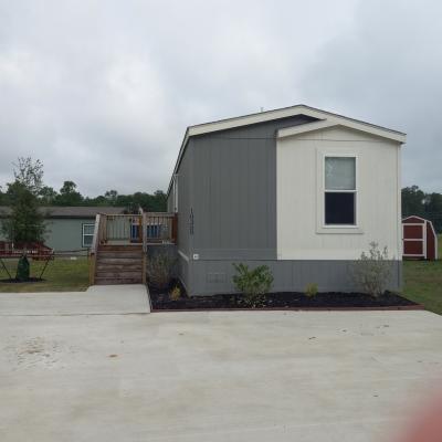 Mobile Home at 10359 Kolbe Ct Conroe, TX 77303