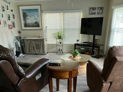 Photo 3 of 20 of home located at 10939 Tall Oak Circle Riverview, FL 33569