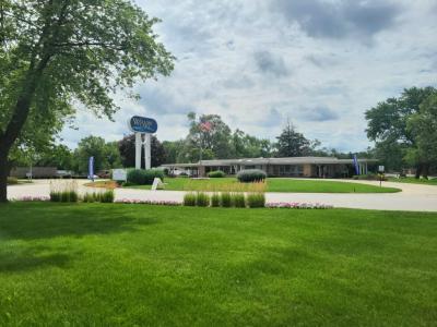 Mobile Home at 130 Parkwood Road Elgin, IL 60123