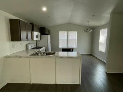 Photo 3 of 21 of home located at 3138 West Dakota Avenue #122 Fresno, CA 93722