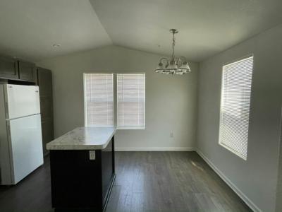 Photo 5 of 21 of home located at 3138 West Dakota Avenue #122 Fresno, CA 93722