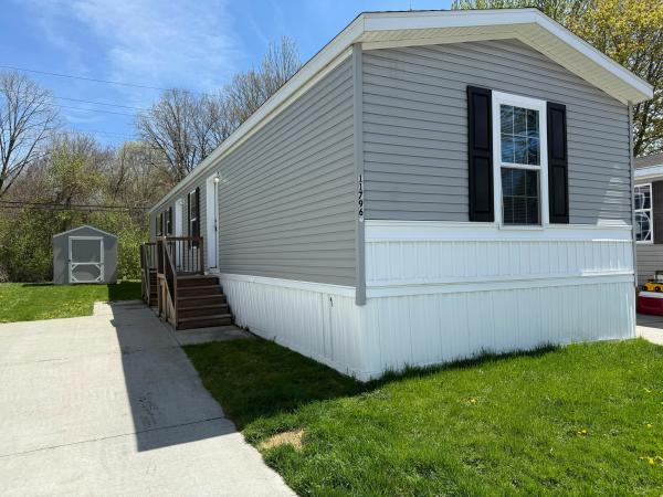 2018 Champion Mobile Home