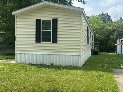 Mobile Home at 2293 Wellington Green Drive #47 Clarksville, IN 47129