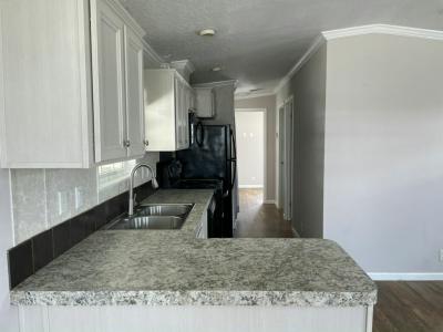 Photo 5 of 20 of home located at 32 Peacock Point Plant City, FL 33565