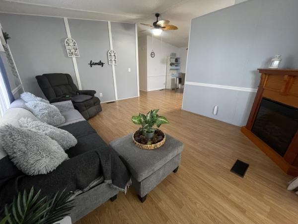 1987 Fleetwood Mobile Home