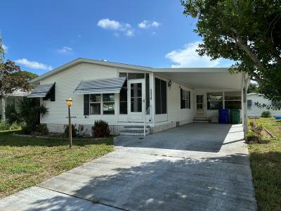 Photo 2 of 17 of home located at 3418 Heatherway Lane Sebastian, FL 32958