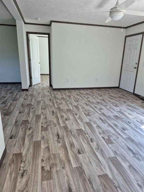 2025 Colony 550EC28443A  Home