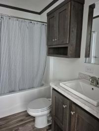 2025 Colony 550EC28443A  Home
