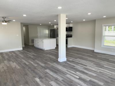 Photo 4 of 21 of home located at 2 Tina Ln, #2 Naples, FL 34104